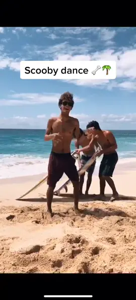 #scoobydance with @noahbeschen. Don't mind the broken boards in the background.  #wsl #fyp #foryou