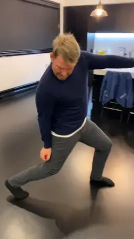 Welcome to “# #Cricketdancemoves” ! First up shining the ball ! If you show me some love more moves to come tmrw 👍🏼 #cricket #dance #fyp