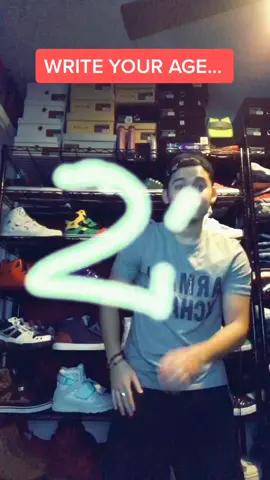 I should’ve wrote how many shoes I have... 😂 #nosepainting