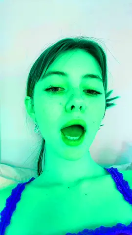 👍😁😆