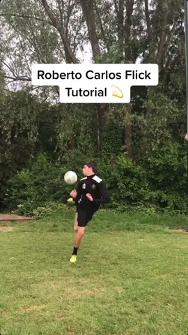 Who’s the best Brazilian player ever 🇧🇷🤔 #foryou #fyp #4you #foryoupage #Soccer #brazil #tutorial #viral #skills #featureme #followme