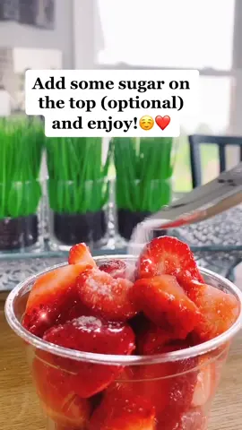Sugar coated strawberries🍓🦋 #foryoupage #foryou #fyp #sugarcoatedstrawberries