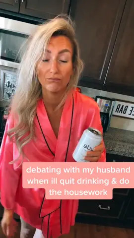 I mean does anyone reeeally do housework anymore🍹 #MomsofTikTok #couples #couplegoals #wifelife #wivesoftiktok #foryou #marriedlife #humor