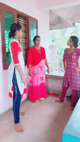 ഇനി നമ്മളായിട്ട് കുറയ്ക്കേണ്ട😆😆😆😆#tik_tokindia #doubleexposure @sreerajsreeraj18 @user2451835133565 @abhinav_x99ab