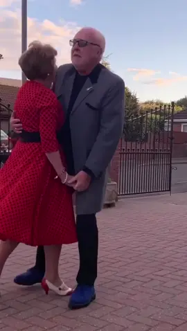 they’re the cutest couple I know and I love them so much🥺 help them blow up because they deserve it❤️ #fyp #foryoupage #dance #charity