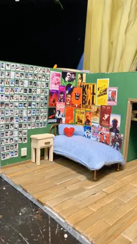 working on a new miniature project! made everything from scratch using foam board, wood, cardboard and glue (quarantine has me getting resourceful...)