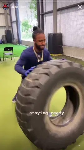 Ozzie is entirely ready for baseball 😉 (🎥 Instagram/ozzie) #ozziealbies #atlantabraves #baseball #braves