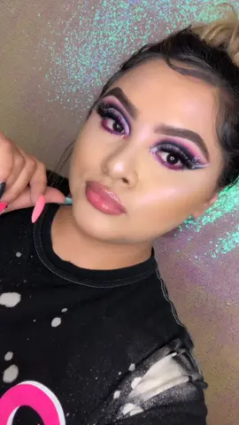 pink playhouse 💕✨ #JustDanceMoves #MakeupRoutine #makeupartist #makeuphacks #creativemakeupchallenge #makeuplook #makeupvideo #tiktokmakeupchallenge