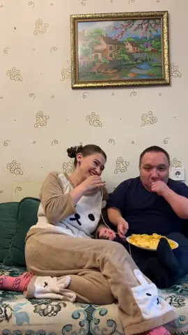 Power Bank 😂😂😂 @galina_lashmaker #карлик #dwarf #рекомендации #recommendations #foryou #husbandandwife #husbandwifecomedy #Love #funnyvideos #смех