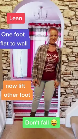 #wallchallenge #balancechallenge #tiktoktraditions #fyp #foryou #dontfall THIS IS HARDER THAN IT LOOKS... let me know how you did in the comments ➡️