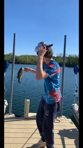 Lake days with the boys! You coming with? @austin_malone88 @notoutofusernames @ttrageser16 @kaidenrecknor #foryou #fyp #funny the ending 😂😂