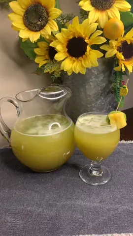 🥝 Kiwi Pineapple #aguafresca #saltycocina #walkingonadream #inyourface #EasyRecipe #fyp #summerdrink