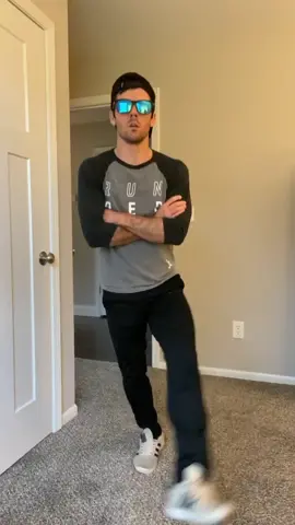 😎
