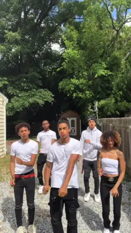 Had to hit my dance w the fam🤝@kctwinss @worldwidekayy @messiahdixonn #foryou #trend #viral #xyzbca insta: @jeanvictormackie