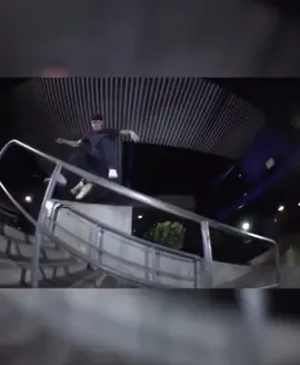 @justinsommer_ 🍒 #Skateboarding #foryou #fyp #minivlog #drip #artist #losangeles #xyzbca #santacruzskateboards