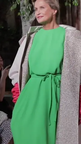 #valentino #hautecouture FW20 #fashionshow video by #fashiontomax #fashion #highfashion #fashionweek #TikTokFashion