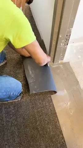 #flooring #flooringinstaller #fyp #carpettile #carpettips #parati #flooringideas