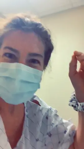 Mom is wearing her scrunchie to get her hysterectomy. She might meet an eligible doctor. You never know! #rainonme #TheHighNote #hospital