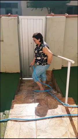 vê se não dá em cima dos macho na rua...kkkkk#tiktokbrasil #fyp #dublagem #geraçãotiktok #foryou #comedia #mae #trolagem