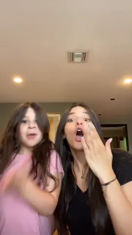 I have no idea what the song is saying but bringing it back with this little one 💕 #kisses #littlesissy #muahhh