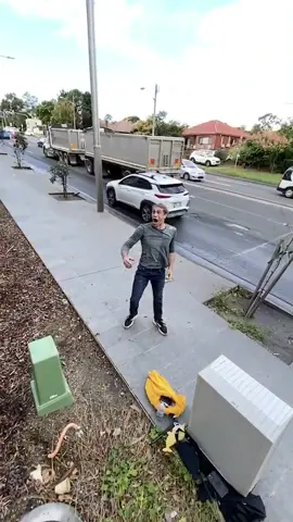 What was your last close call? 😂🤣👇 #maincharacter #fyp #closecall #redbull #parkour #jump #dribbletothebeat @redbullau