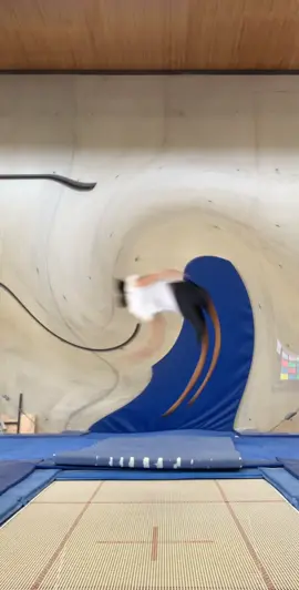 Wot 🥴 #spinny #twirl #gymnastics #foryou #fyp #tampoline