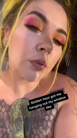 #goldenhour #badguy #uklesbian #fyp #lgbt #makeup #bored #boredom #trending #foryoupage