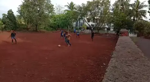 രാവിലെ ഫുട്ബാൾ കളിക്കുന്ന സുഖം ഒന്ന് വേറെ തന്നെ അന്ന്...... 😍😍😍😍😍😍😍
