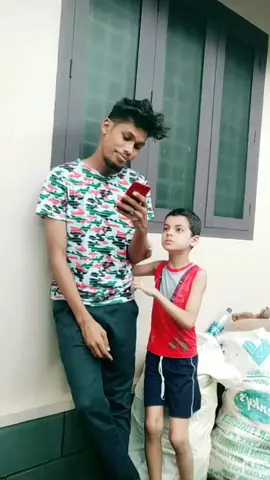 എന്റെ കിളി പോയി സത്യത്തിൽ ഞാനാരാ😂#team_05brothers #vavantepottus #vavaversion #foryoupage