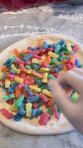 Sour Patch Kid Pizza! 😂 #homechef #pizza #foryou #fyp #wholesome #sour #sponsorme