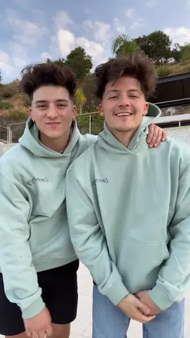 Some slight summer 2019 tiktok vibes 😉