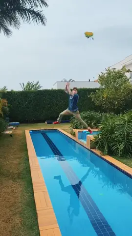 POR TRÁS DAS CÂMERAS NOVAMENTE DEU RUIM 😂 ( TENIS NÃO ERA MEU KKK )