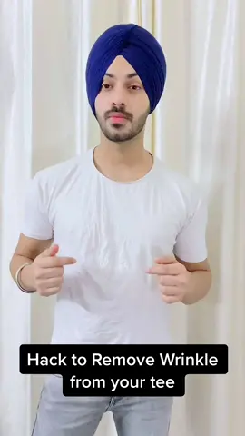 Quick hack to remove wrinkles from tee #TikTokFashion #edutokfashion #mensfashion #fashionhacks #stylehacks #style #styletips #hacks #tips #fashion