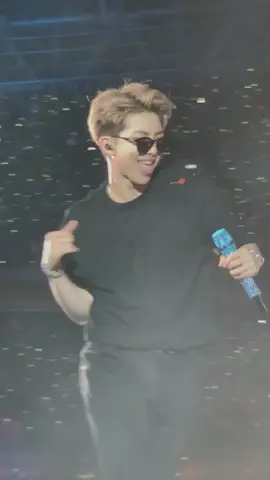 👋🏼😎 #RM #Namjoon #남준 #speakyourselftour #btsinlondon #btsatwembley_d2 day 2 190602