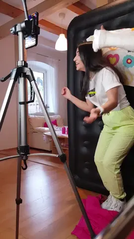 كنت عمصور ب ٣ كاميرات  يوتيوب و تيك توك و كواليس😂 #تالين_تيوب