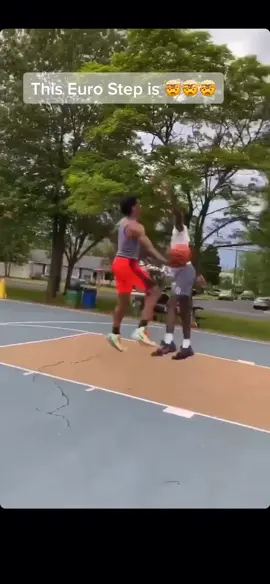 This euro is tough 🎒🎒 #HoopStudy #hoopathome #handleathome #fyp #foryourpage