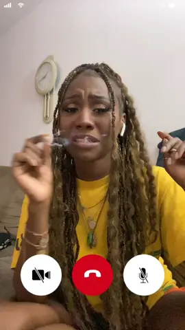 This really be my messy ass when my girls go on sneaky links 😂🥴