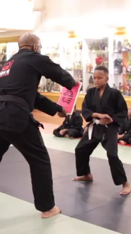 Teacher teaches student a very valuable lesson about life 💪🏽 (via mrjasonowilliams)