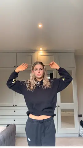 Izzy can tik tok x