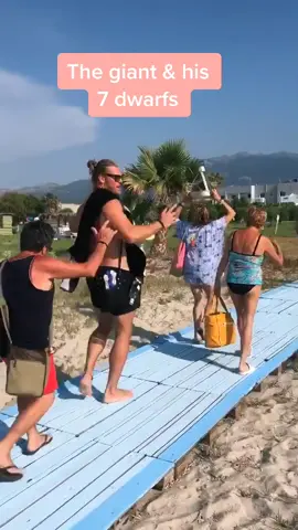 The giant & his 7 dwarfs #tallguyproblems #kos #kosisland #kosislandgreece #tallboyfriend #viking #tallguy #tallboy