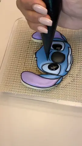 Stitch cookie in the making 🌺 #cookiedecorating #cookievideo #sayisfying #cookies #foryourpage #fyp #liloandstitch #626