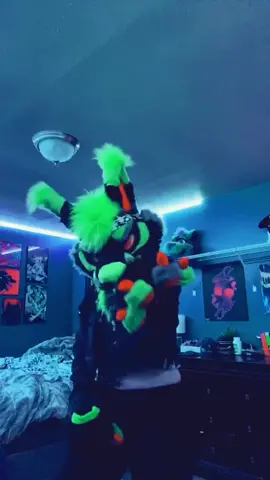 Beginning choreo by @crownedfeline ❤️❤️ #furries #furry #fyp #foryoupage #dancerfur #dance