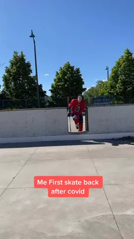 Sorrey coach, forgot how to skate over the break 🏒 #hockey