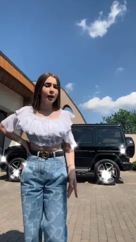 Мечтала встретить принца, стать его принцессой 💕