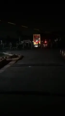 @lihat anggota brimob latihan malam-malam angkatan 2020#semangat kawan-kawan#👮👮 💪💪🙏