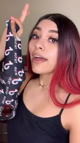 Tutorial para ahorrar maquillaje en estos tiempos 😂 #tiktokrace #copaglam #TikTokFashion