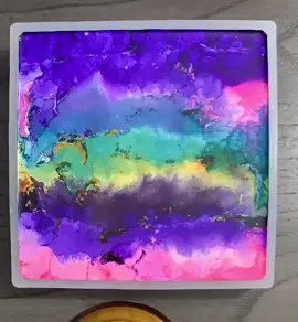 Wonder how this will turn out. Reveal later 😌 #SupportSmallBiz #DIY #resin #art #artist #howto #fyp #viral #sosatisfying #diyproject #homedecor