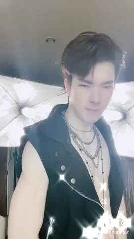 Turn back time 超时空 回  #turnbacktimewayv #turnbacktime #wayv #dance #coverdance #รักสุขภาพ #ฉันคือดารา #bankten #bank1011  #ฉันเป็นนักร้อง