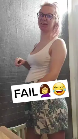 FAIL😂 #faildance #fail #itried #justhereforfun #dance #babybump #pregnant #keepsmiling #mumlife #fyp #havingalaugh #bekind