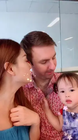 2 bố con cùng nhau nói dối này #johnny